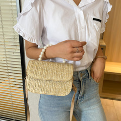 Straw bale for chains